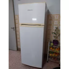 Heladera Con Freezer Electrolux Usada 341l Excelente Estado