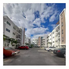 Apartamento Primer Nivel Ubicado Próximo A Los Llanos De Gurabo, El Residencial Incluye Piscina (hfa-257)