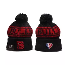 Gorro Lana New Era Beanie Chicago Bulls 2023 Invierno Nba