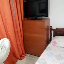 Se Alquila Habitación Para Caballero Que Labore Independiente Del Apartamento En Los Palos Grandes, Municipo Chacao.