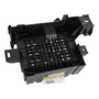Soporte Caja Fusibles Gmc Sierra 3500 Hd 6.6l V8 2018