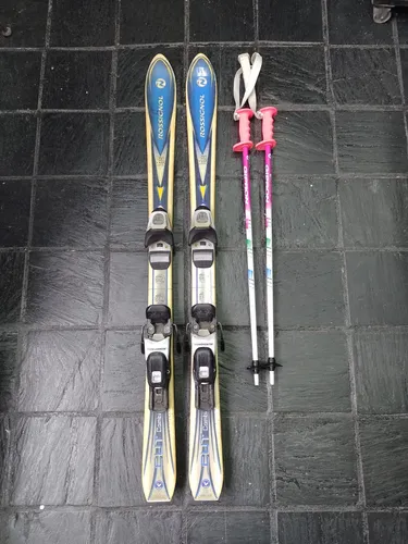 Equipo Ski Niños Esqui Rossignol 120 Bastones Principiantes Azul Marino