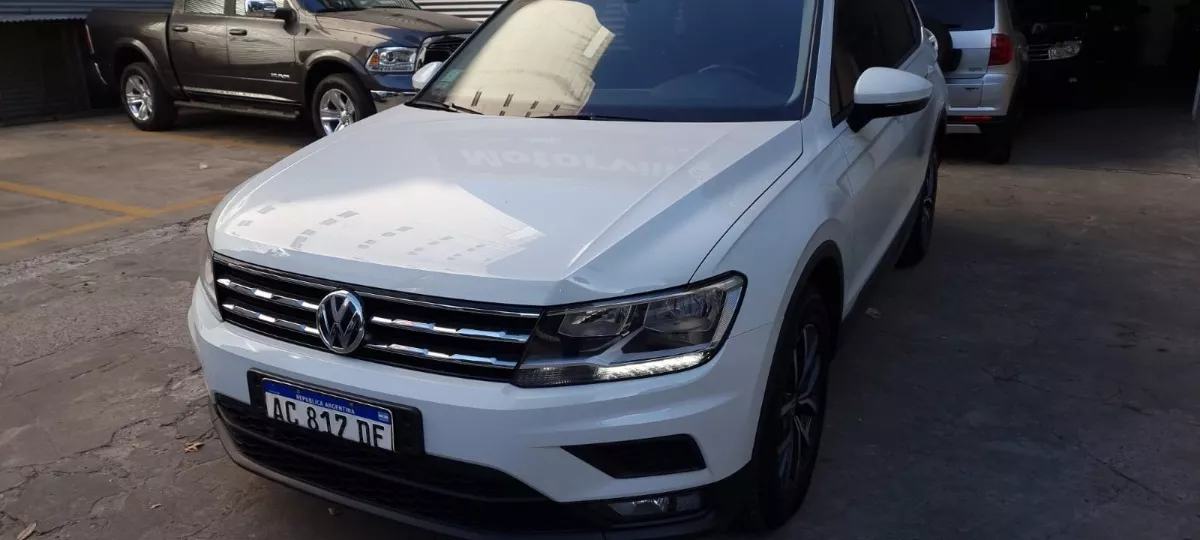 Volkswagen Tiguan Trendline 2018 1.4t 3 Filas La Mejor Lejos