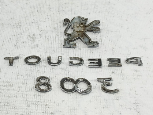 Emblema Cajuela Peugeot 3008 1.6l 09-16 Foto 5