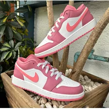 Jordan 1 Low Desert Berry - Talla: 24mx Y 24.5mx - Original