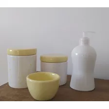 Kit Higiene Bebê Porcelana Poá Amarelo 4 Peças