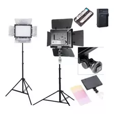 Kit Estudio 1 Tripe Universal +1 Iluminador Led 160 Filmagem