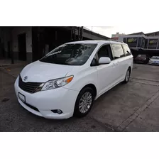 Toyota Sienna Xle 2011