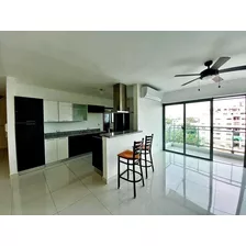 Apartamento En Venta En Gazcue, 2 Habitaciones