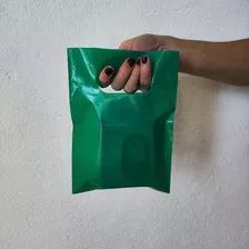 100 Sacolas Plástica 16x20 Boca De Palhaço / Vazada / Reta Cor Verde Sem Desenho
