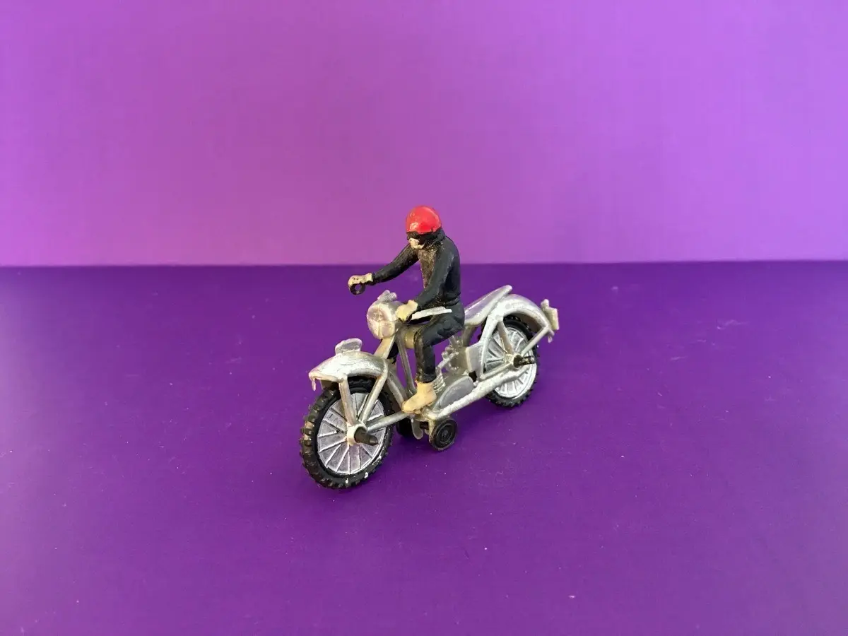 Miniatura 3