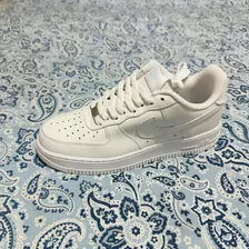 Tenis Nike Air Force One Triple White