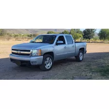 Chevrolet Cheyenne 2007 5.3 2500 Crew Cab B 4x4 Mt