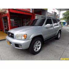 Nissan Pathfinder Se