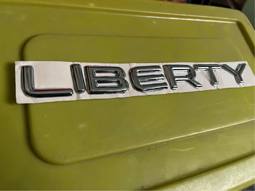 Letra De Liberty Jeep Foto 2