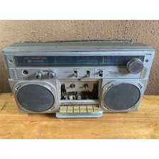 Radio Grabador Toshiba Bombeat7 . Retro Vintage Con Fallas 