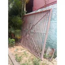 Portão Residencial De Correr Em Ferro 5,20 M Com 2 Folhas 