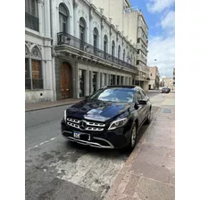 Mercedes Benz Gla200 