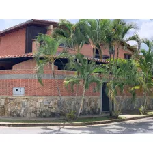 Casa En Venta En Macaracuay 23-33440