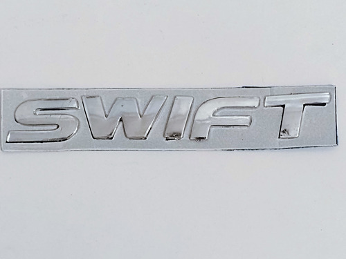 Emblema Genrico Letra Suzuki Swift  Foto 2