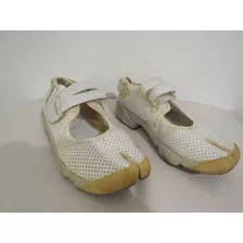 Zapatillas Tipo Pezuña Blancas - Talle 40 - Usado Como Nuevo