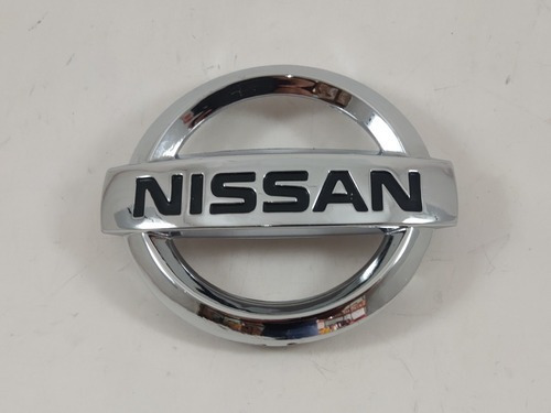 Emblema Nissan Platina 2002 2003 2004 2005 06 07 08 09 2010 Foto 2