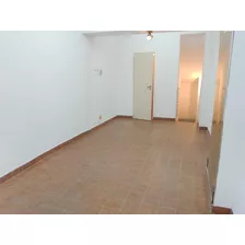 Venta Local Comercial Con Deposito Parque Patricios