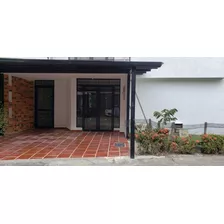 Encantadora Casa De 4 Habitaciones En Villavicencio