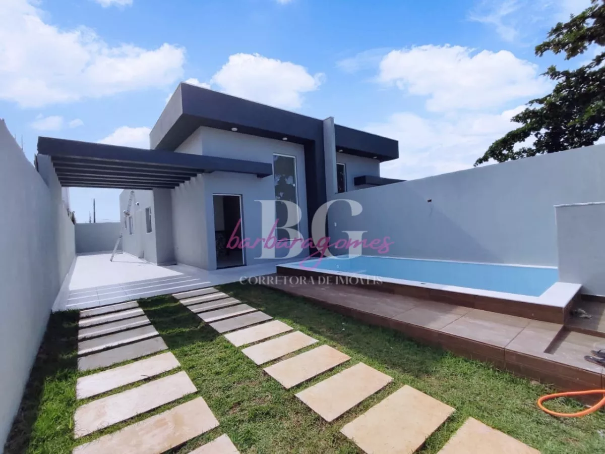 Casa Com 2 Dorms Em Itanhaém Com Piscina Grande, Moderna, Lado Praia, 65m², R$399.000,00