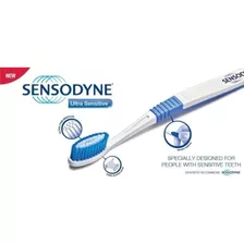 2 Sensodyne Sensitive Toothbrush Dientes Sensibles Suaves - 