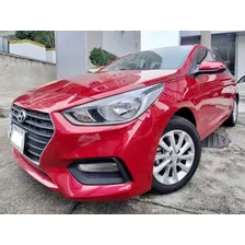 @ Hyundai Accent Gl Mid 1.6l. Std. 2020 Rojo $275,000