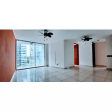 Remato, Central Park, 3 Recámaras 2 Baños, Piso Alto