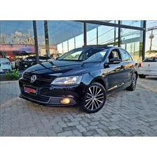 Volkswagen Jetta Jetta 2.0 Tsi Highline 200cv Gasolina 4p Ti