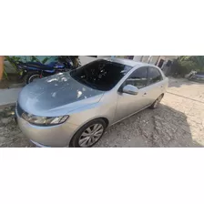 Kia Cerato Forte 2013 1.6