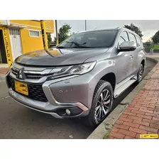 Mitsubishi Montero Sport 3.0 