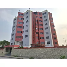 Oportunidad Se Escuchan Oferta En Venta Penthouse De 450 Mt2 , 180 Mt2 De Construccion, 90mt2 Terraza Descubierta , 100 Mt2 Area De Piscina,lecheria