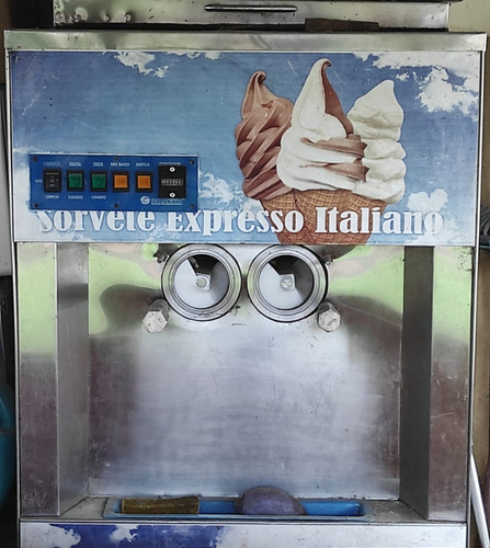 Máquina De Sorvete Italianinha Tri-fásica Usada