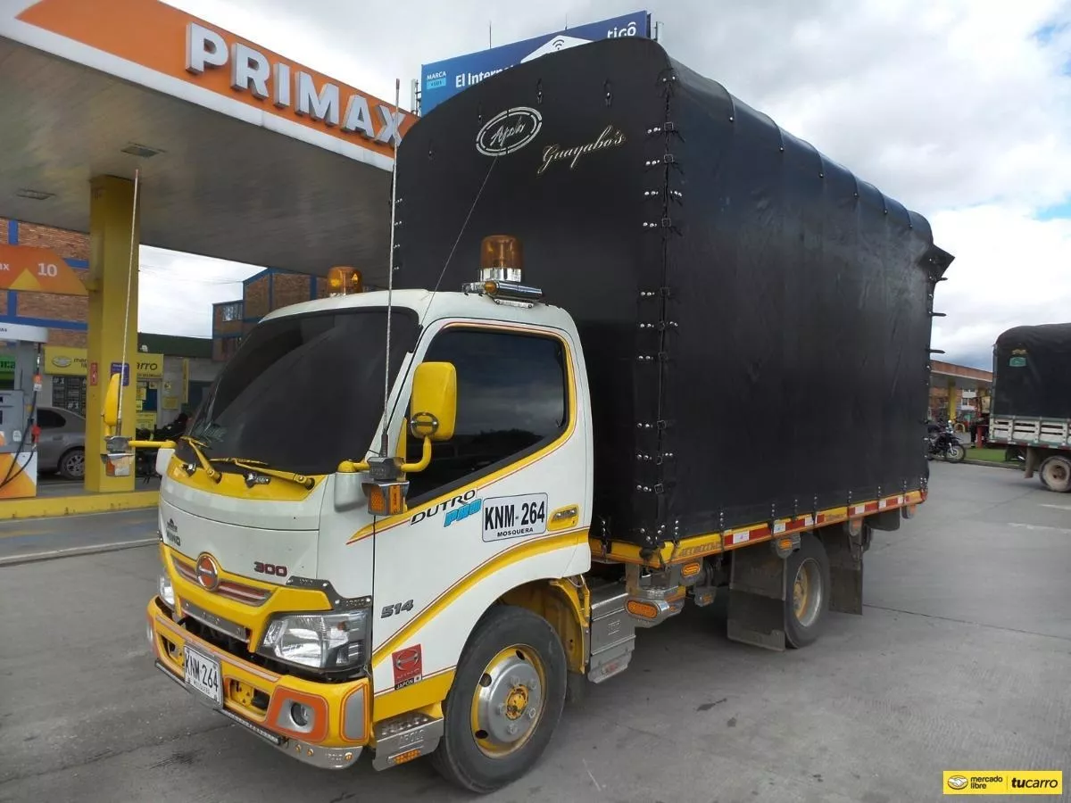 Hino Dutro Pro 300 Camion Estacas