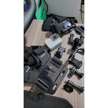 Câmera Gopro Hero Hero7 White Completa Com Acessórios