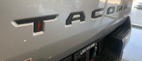 Letras Logotipo Tapa Batea (caja) Toyota Tacoma 2024 Foto 5