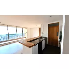 Encanto Urbano: Apartamento En Estrato 5 Con Vista A Bogotá Y Amenidades Exclusivas