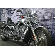 Harley Davidson Vrod 1200cc, Super Entera Y Con Mucho Cromo