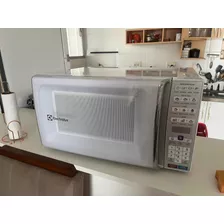 Microondas Electrolux Meo44, 34l, 110v