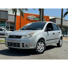 Ford Fiesta 1.6 Manual Novíssimo Com Km Baixo- Aprovado 100%