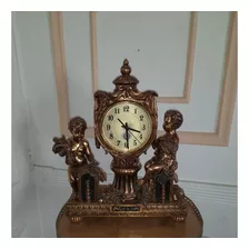 Reloj Quarzo De Sobremesa Con Figuras De Niños (resina)