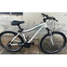 Bicicleta Specialized Myka 26