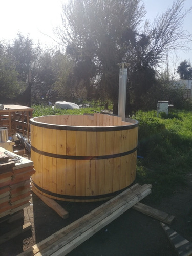 Jacuzzy De Maderahot Tub 