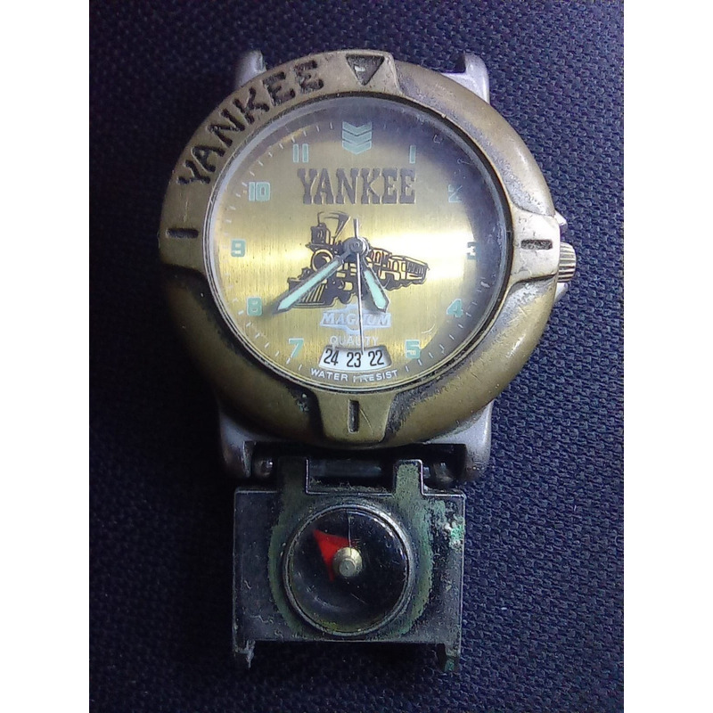 Relógio Magnum YS30069W Yankee Street Tamanho Médio em aço Prateado -  Relógio de Pulso - Magazine Luiza