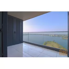 Venta Apartamento De 1 Dormitorio Con Renta Y Garage En Carrasco Boating. Piso Alto