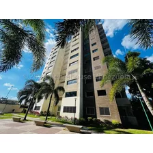 Excelente Apartamento En Alquiler Ubicado En Una Zona Oeste De Barquisimeto Totalmente Equipado Y Posee Planta Eléctrica Ev 